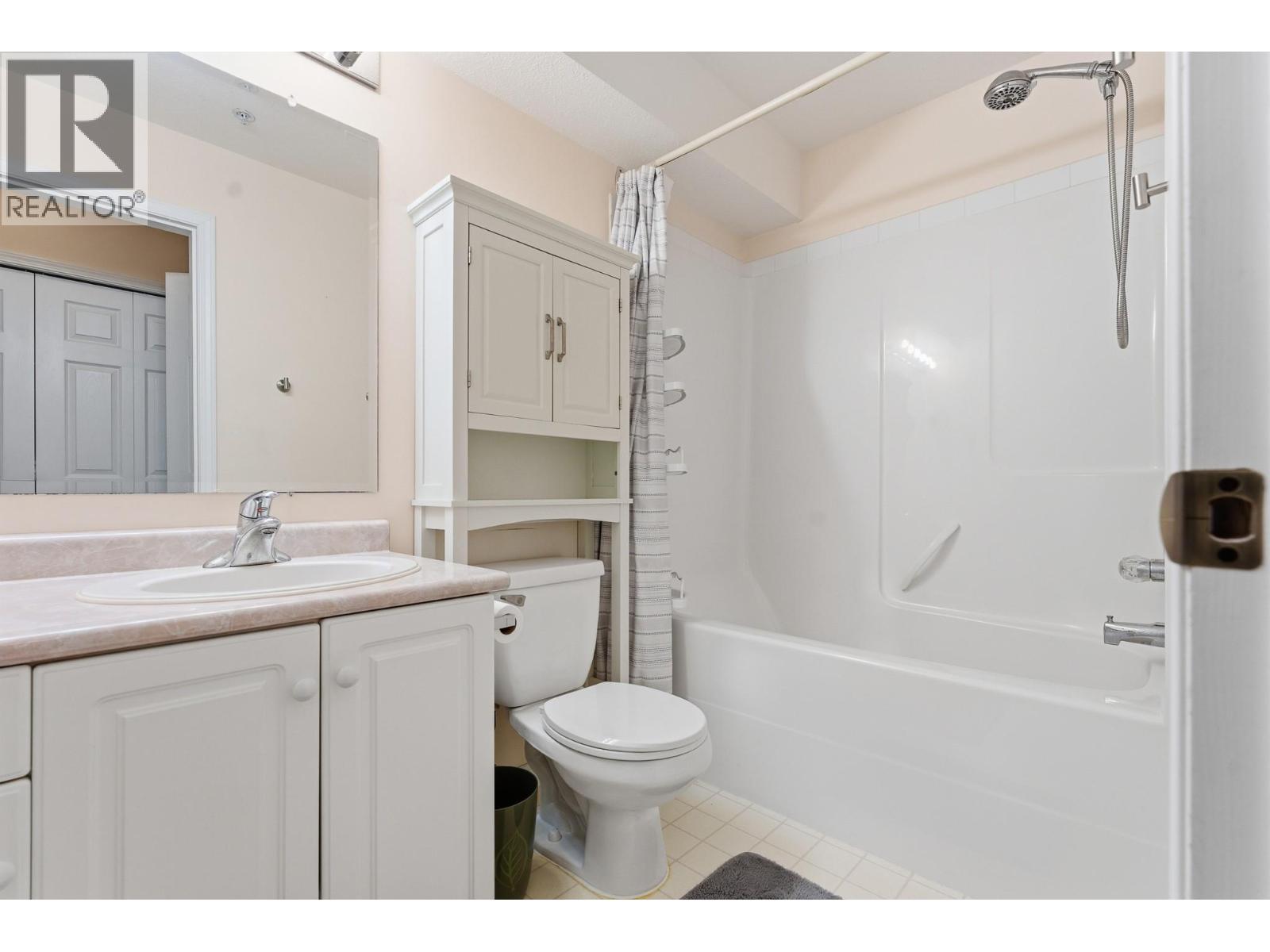 201 315 Whitman Road, Kelowna