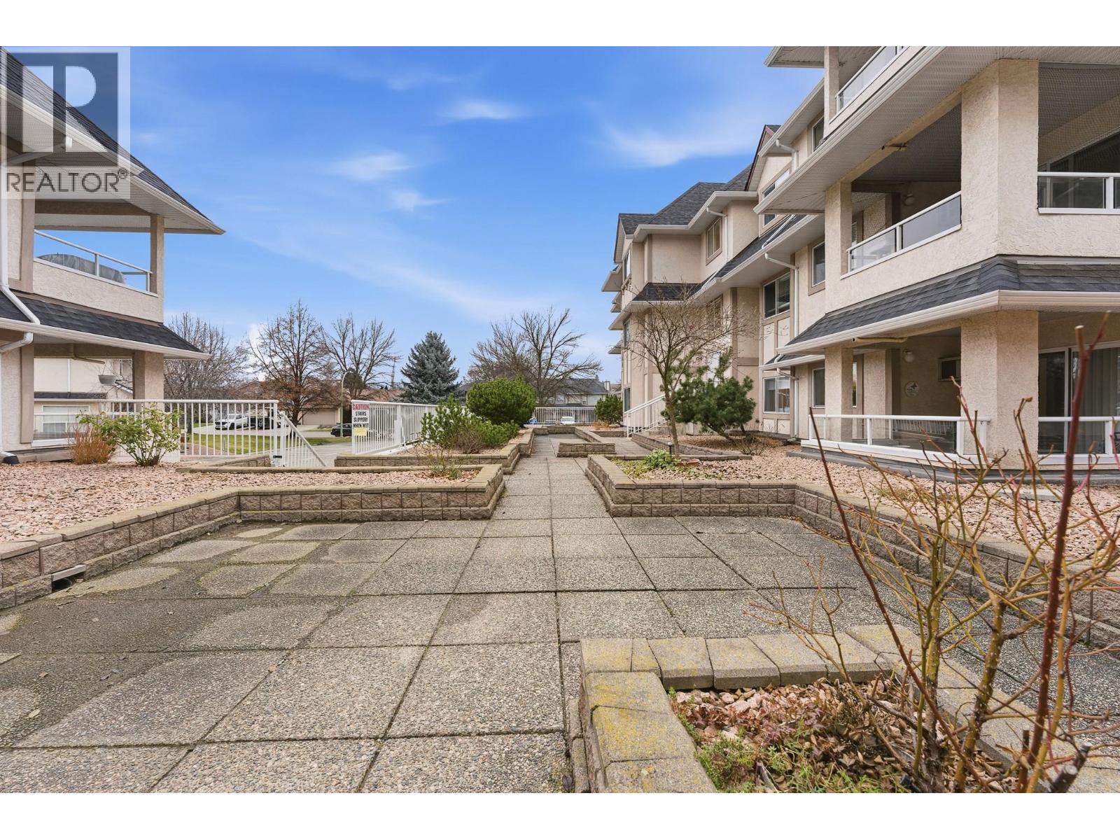 201 315 Whitman Road, Kelowna