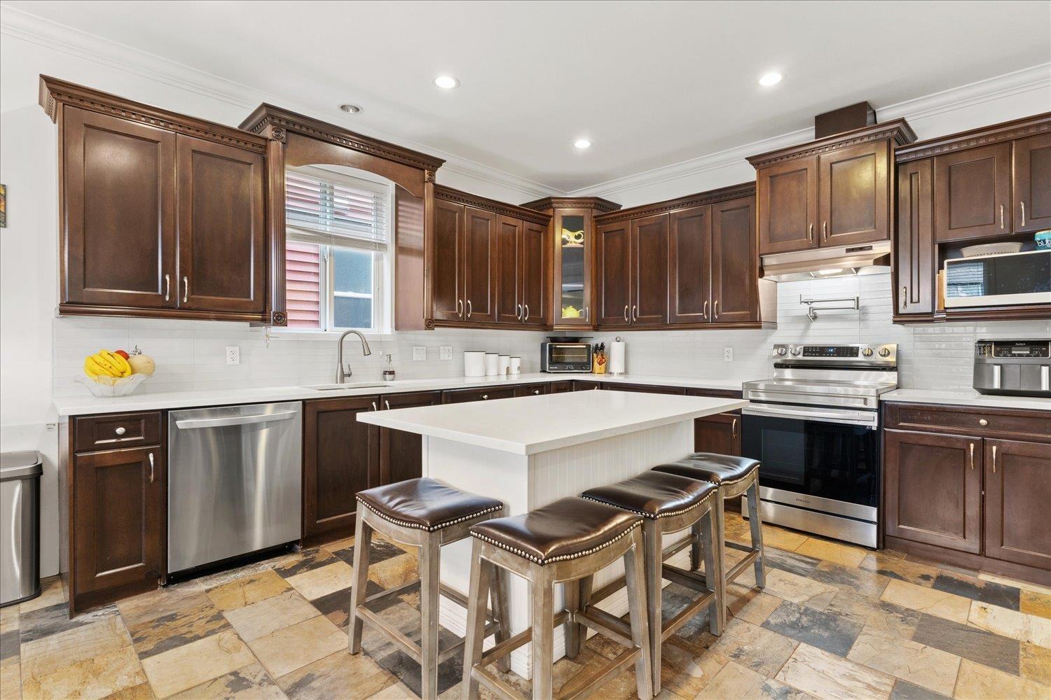 1510 MACKAY CRESCENT, Agassiz, Agassiz