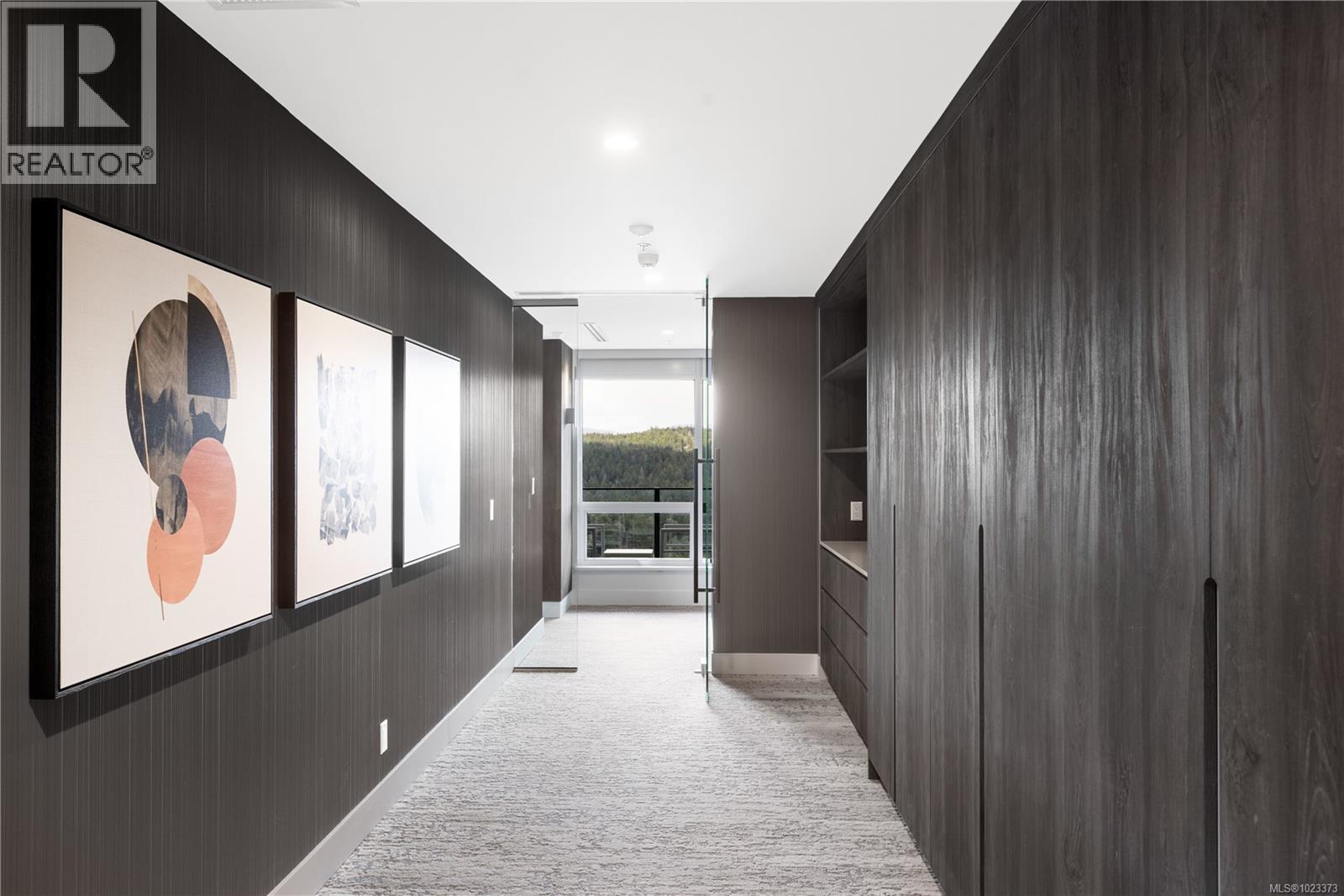 602 2000 Hannington Road, Langford