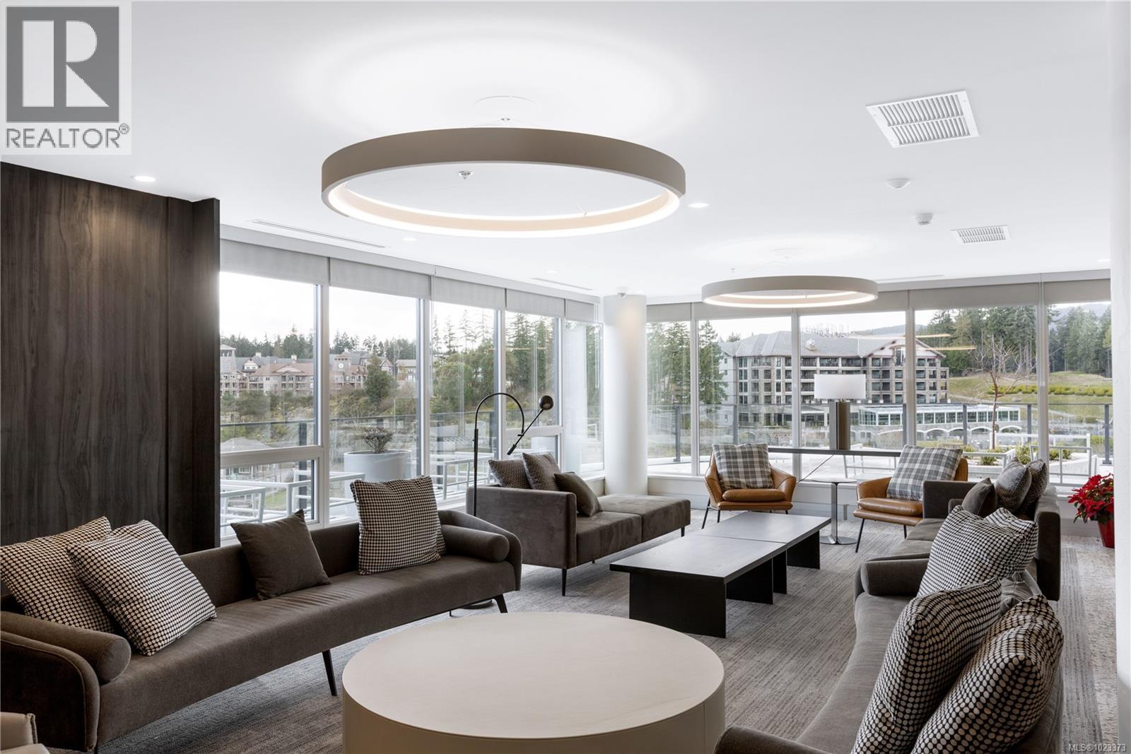 602 2000 Hannington Road, Langford