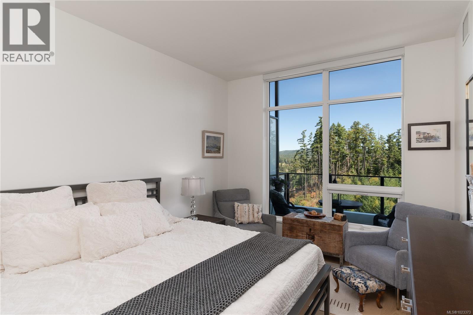 602 2000 Hannington Road, Langford