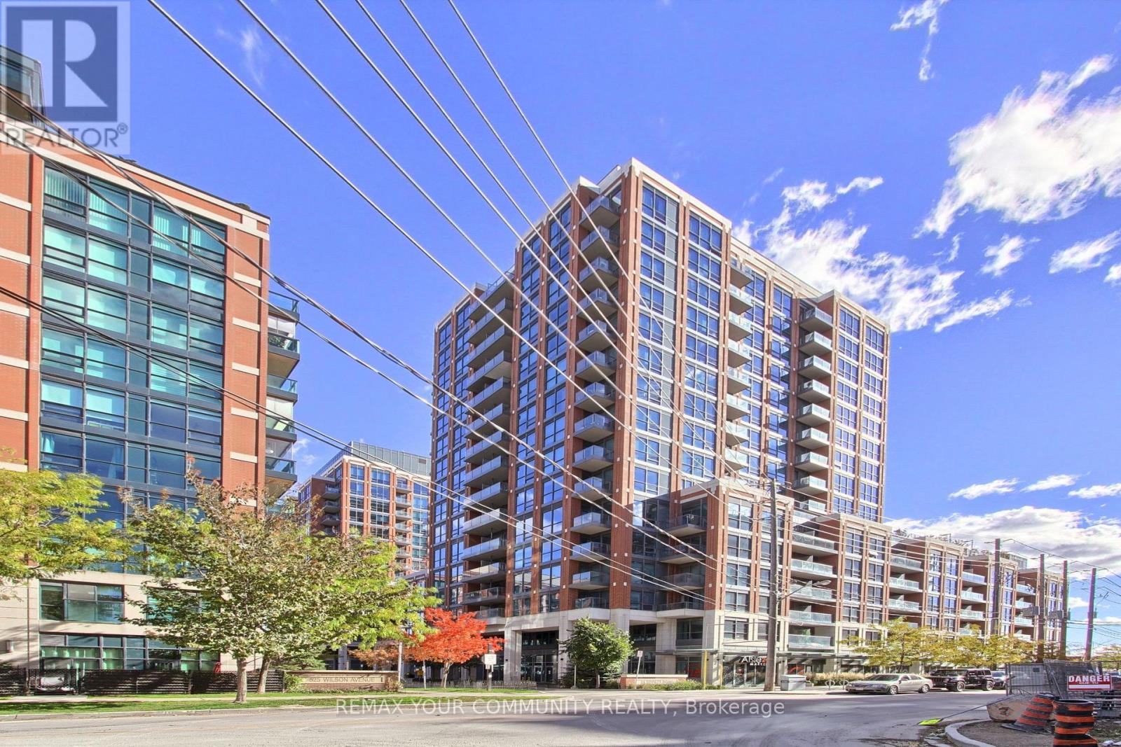 1608 - 31 TIPPETT ROAD