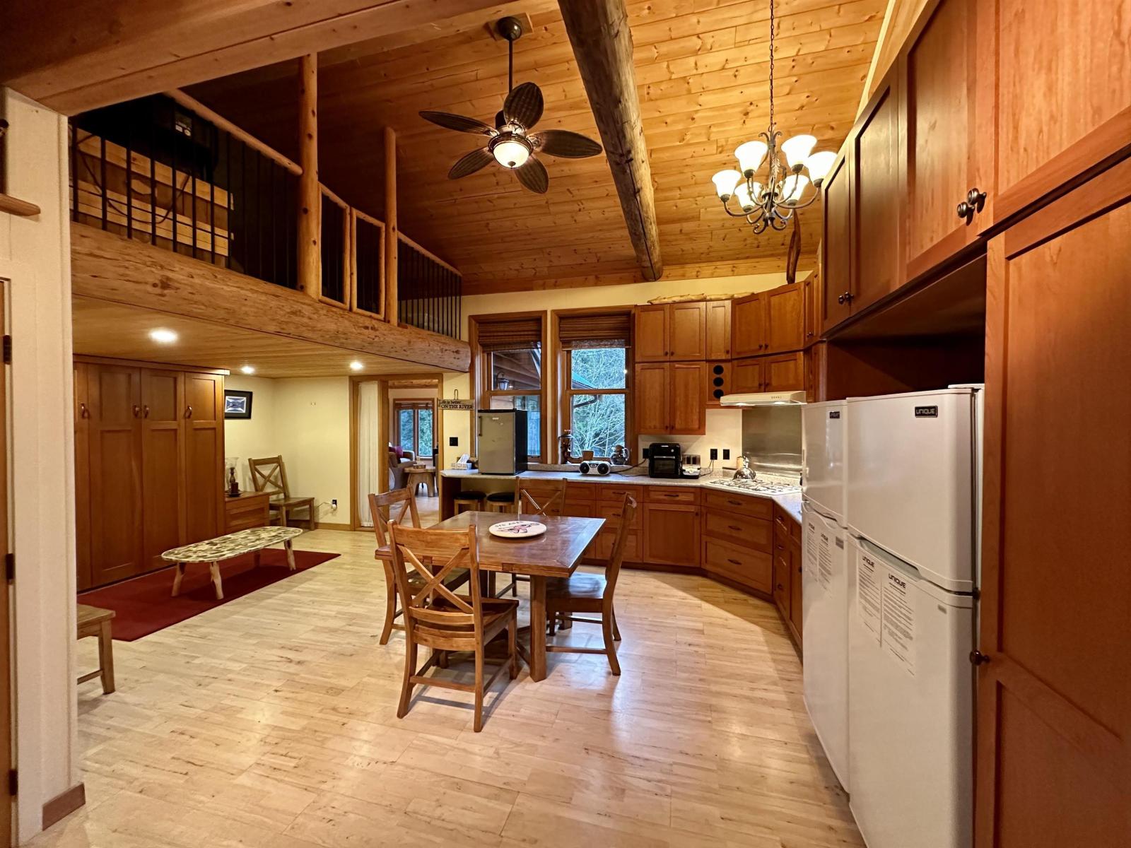 SUB 12 SEC 8 HARRISON RIVER, Harrison Lake, Harrison Hot Springs