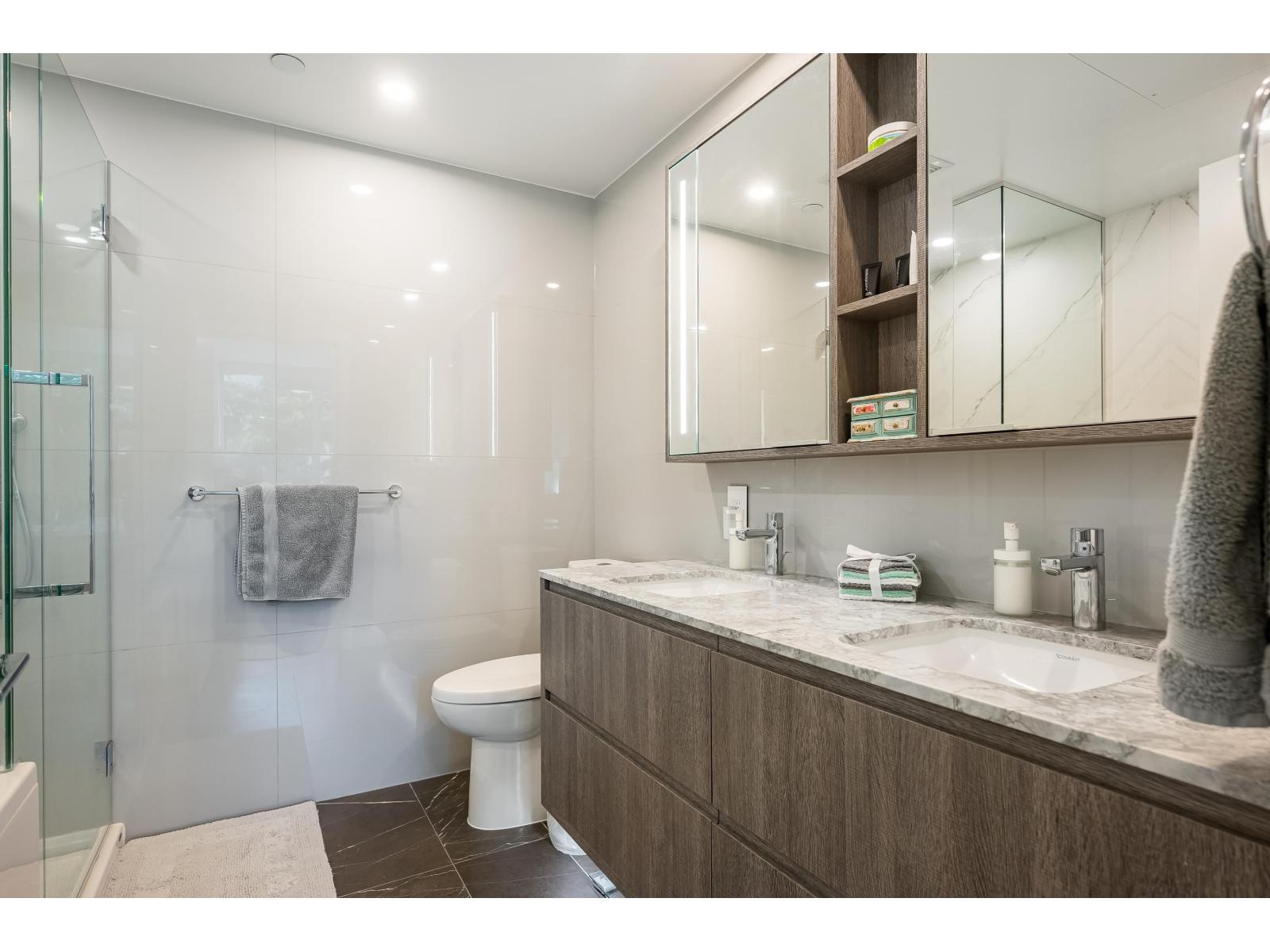 315 15165 THRIFT AVENUE, White Rock