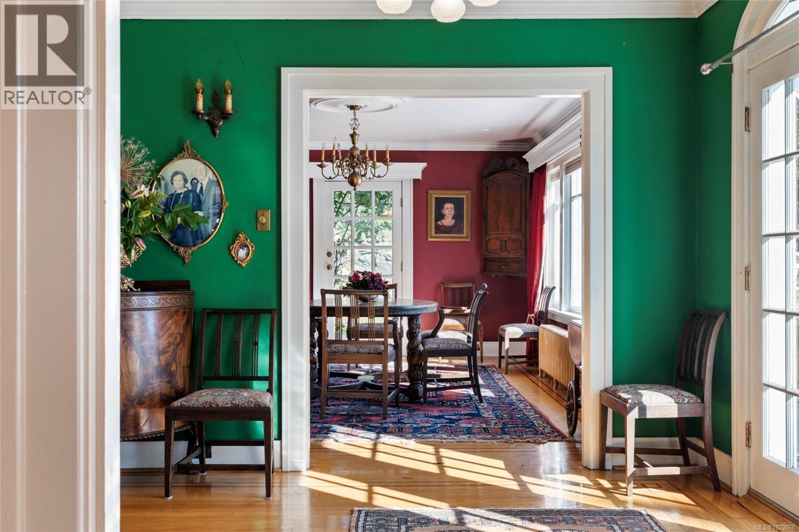  3045 McAnally Road, Saanich