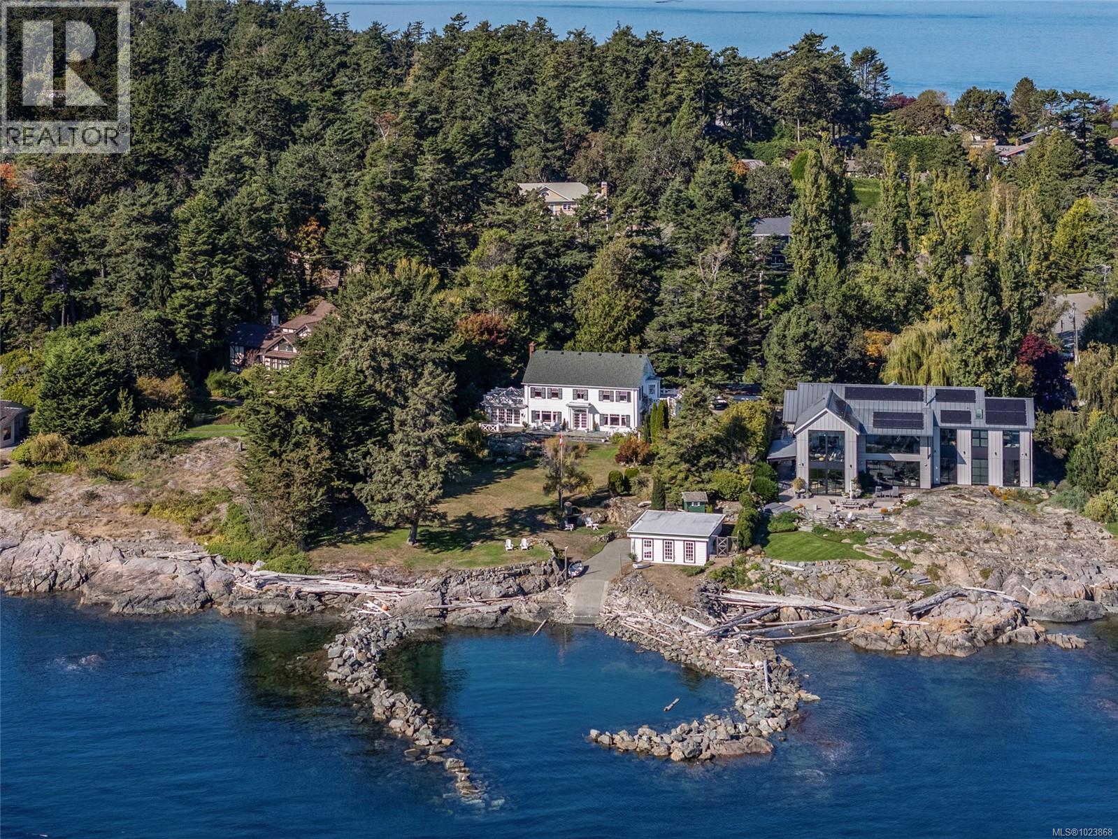  3045 McAnally Road, Saanich