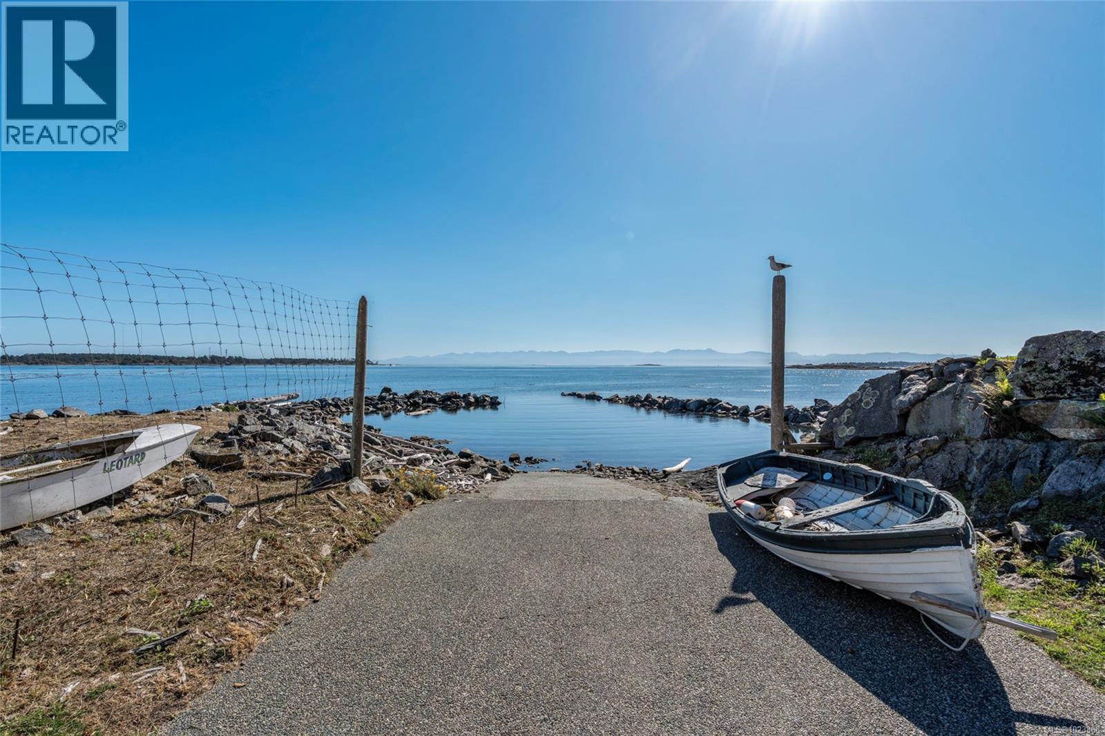  3045 McAnally Road, Saanich