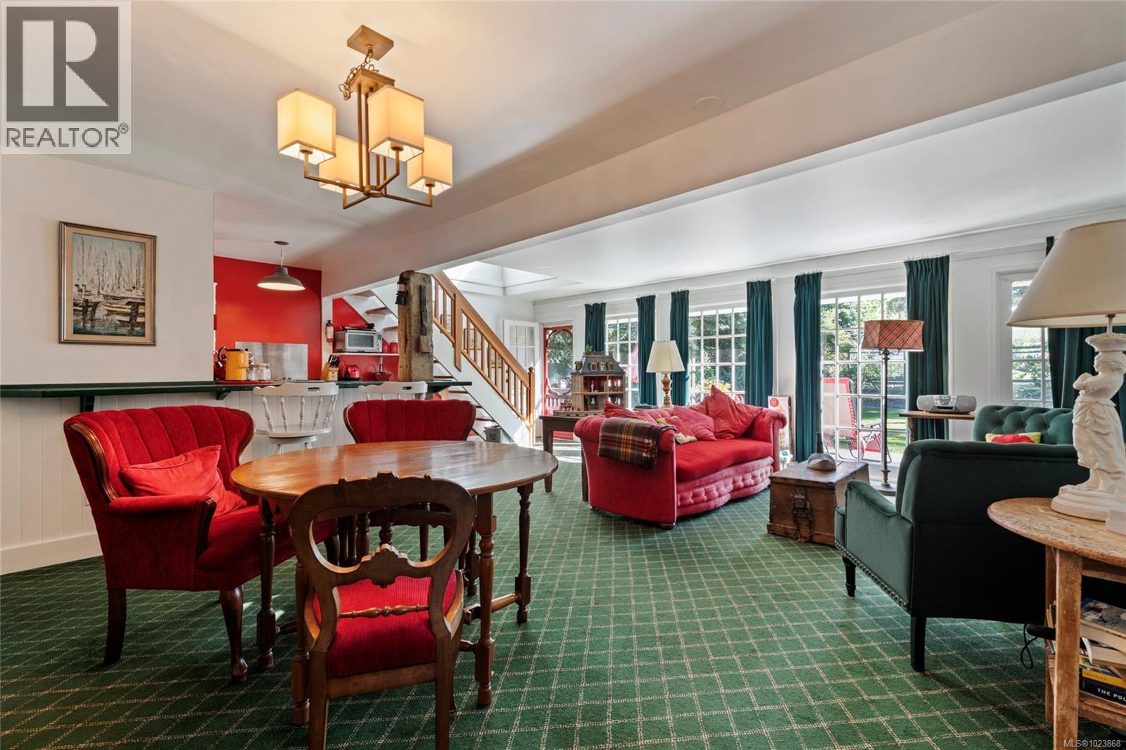  3045 McAnally Road, Saanich