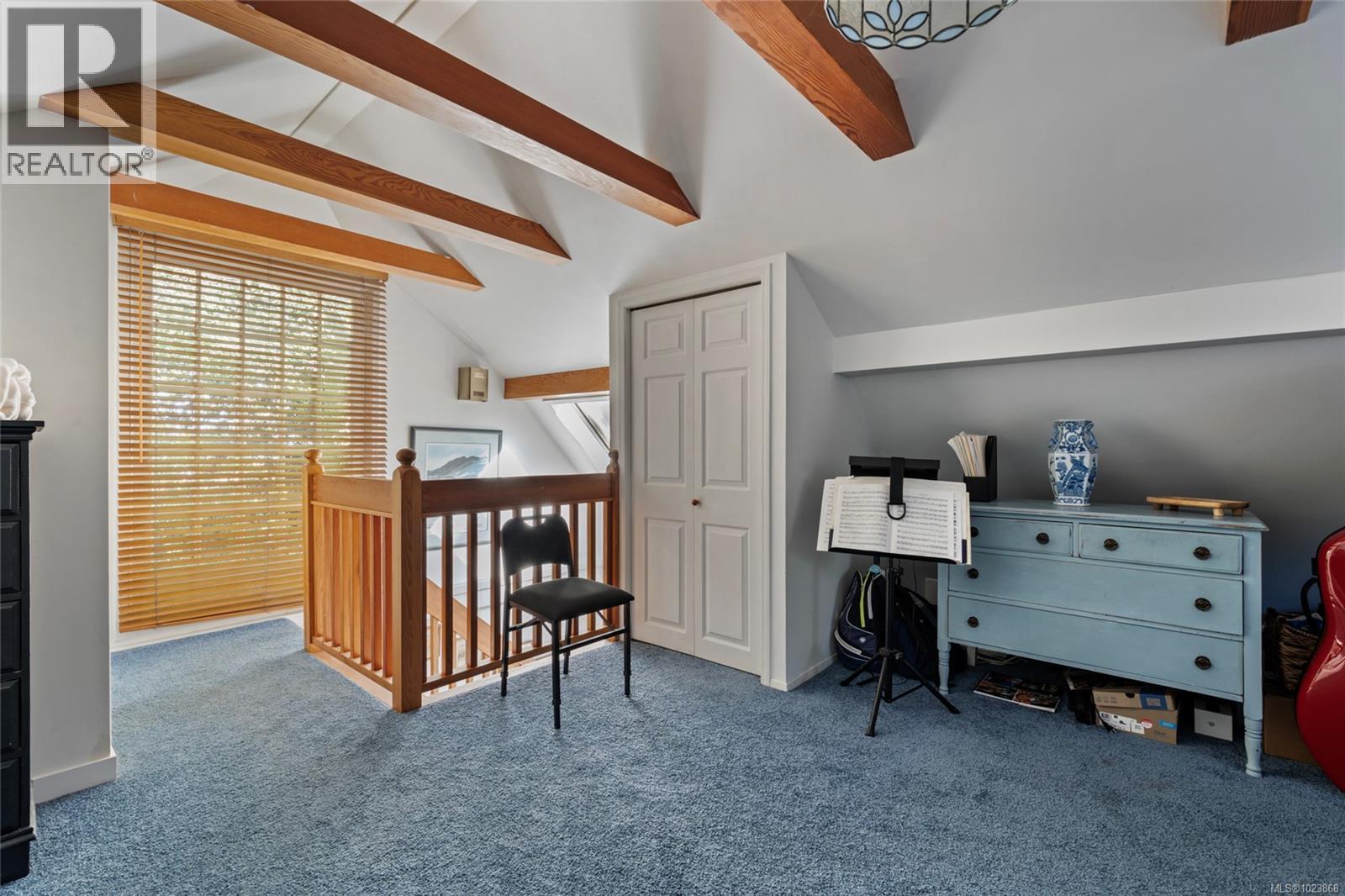  3045 McAnally Road, Saanich