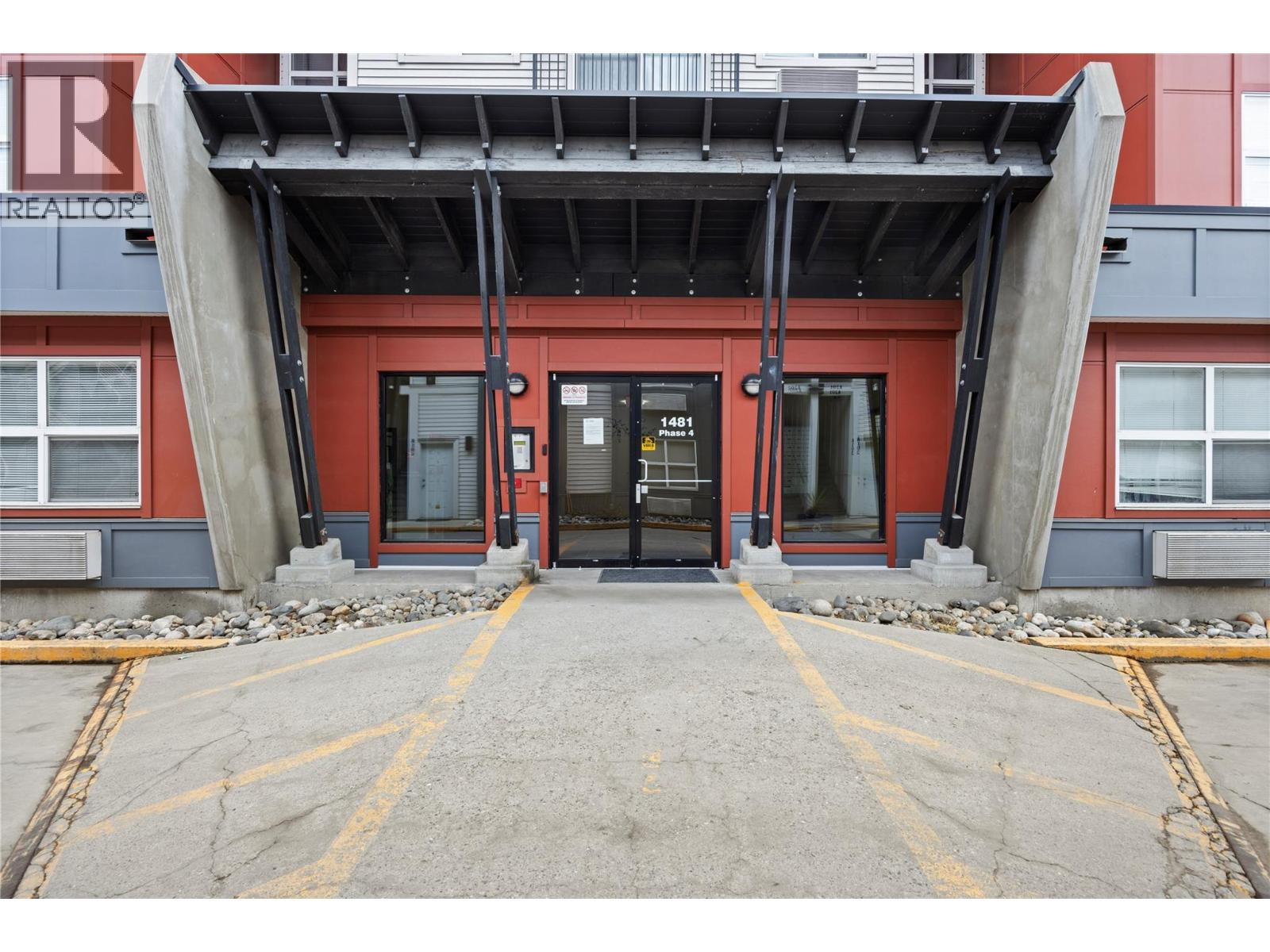 210 1481 Glenmore Road North, Kelowna