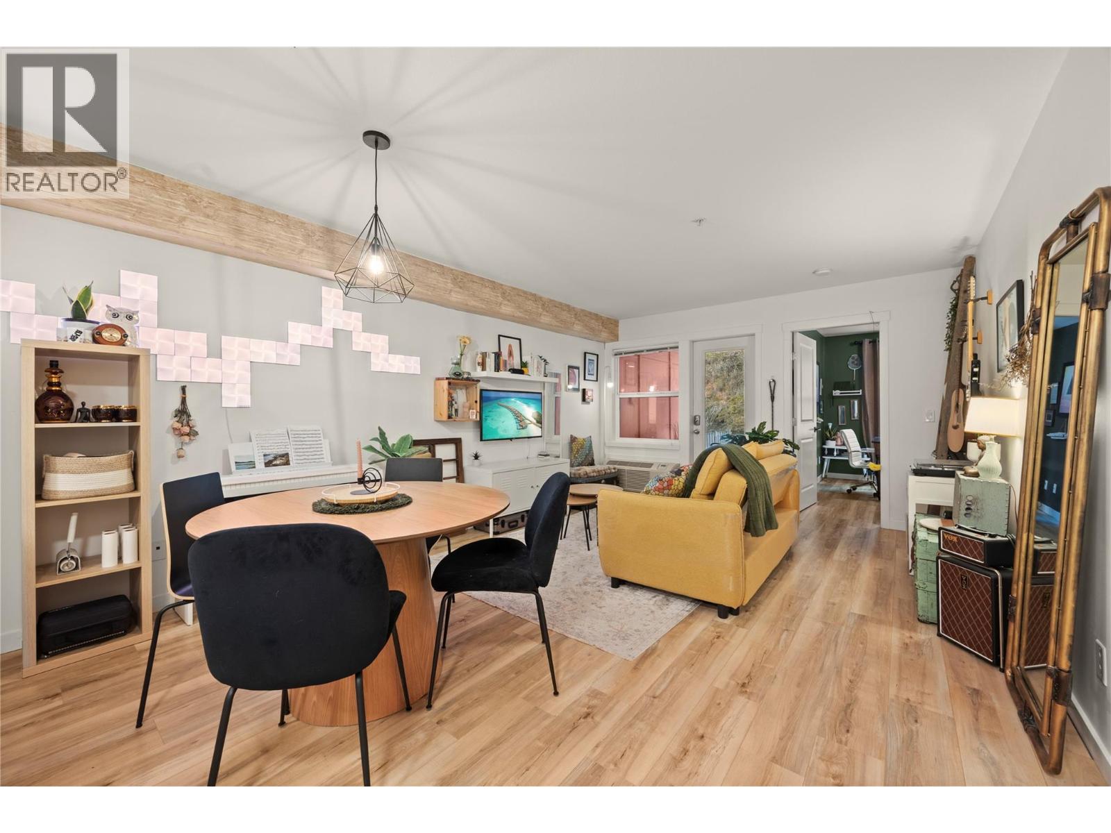 210 1481 Glenmore Road North, Kelowna