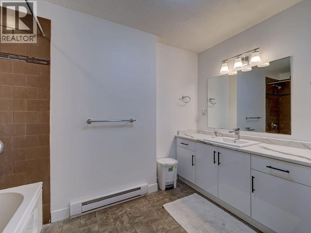 776 SEACOT WAY, Gibsons