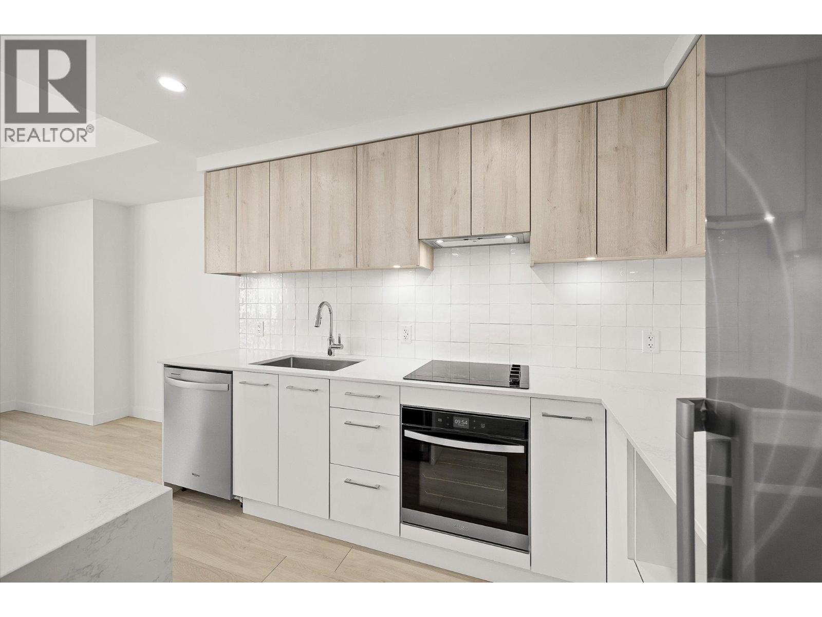 512 3699 Capozzi Road, Kelowna