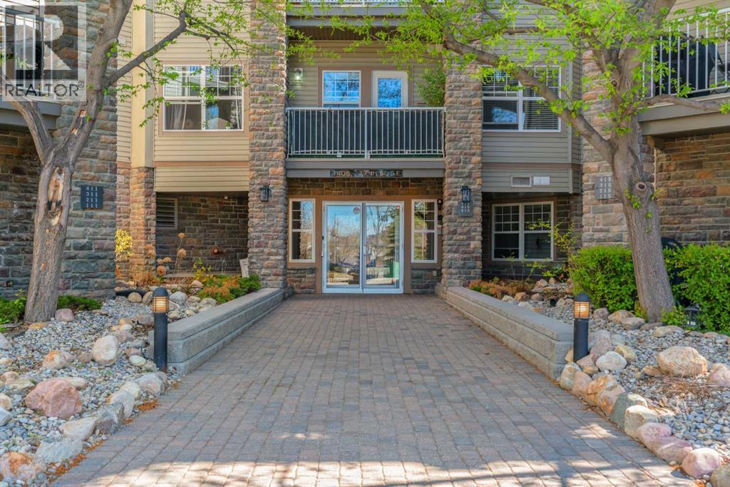 Single Family House for Sale in    Street SE Inglewood Calgary 