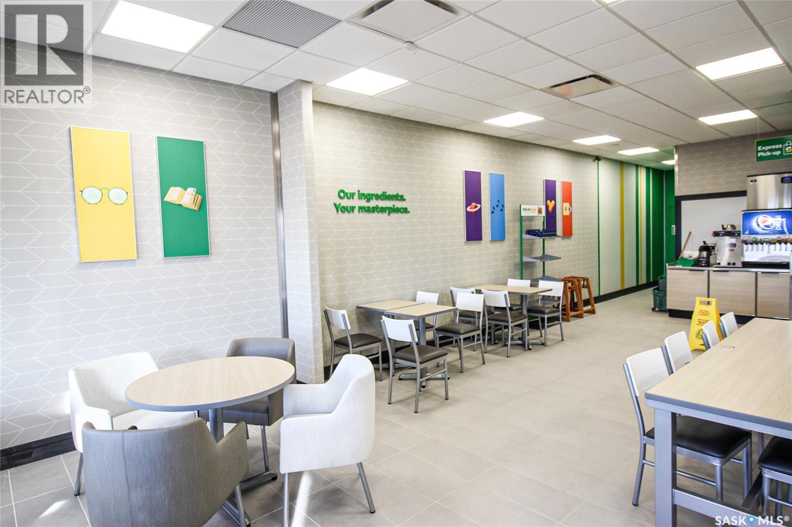 #5 910 3rd AVENUE W - Photo 4 of 35, Shaunavon, Saskatchewan