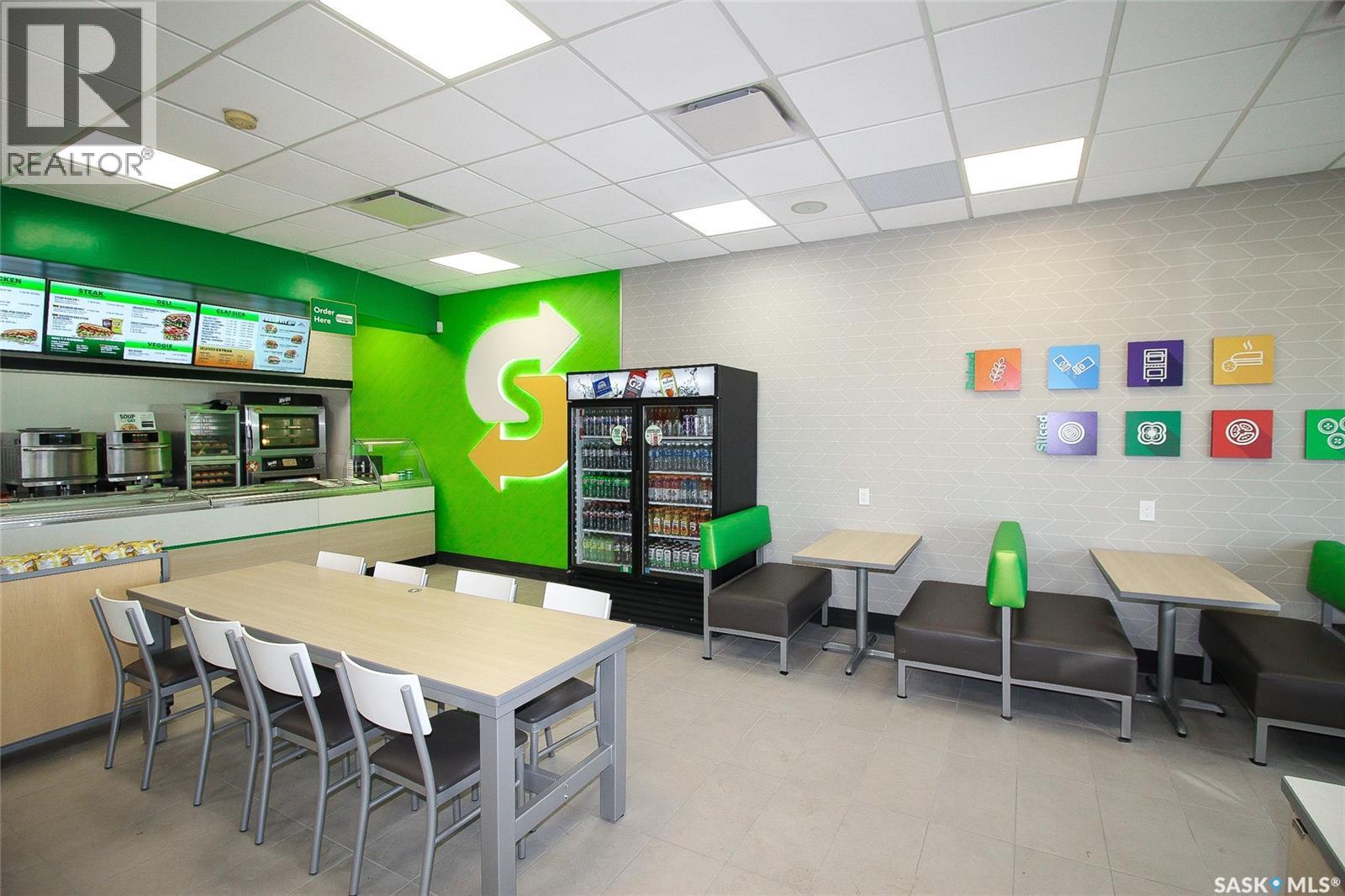 #5 910 3rd AVENUE W - Photo 5 of 35, Shaunavon, Saskatchewan