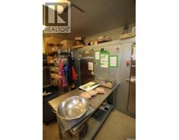 #5 910 3rd Avenue W, Shaunavon, SK S0N2M0 Photo 29
