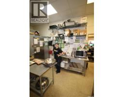 #5 910 3rd Avenue W, Shaunavon, SK S0N2M0 Photo 30