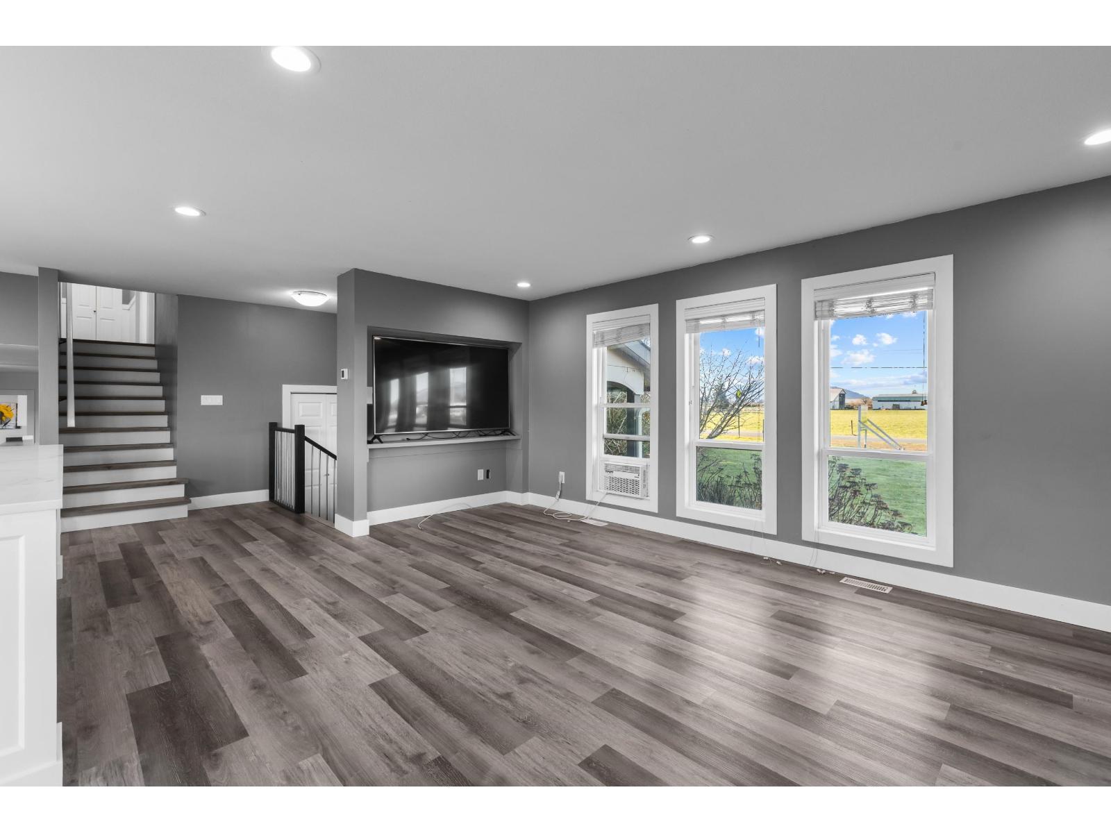 9850 BANFORD ROAD, Rosedale, Chilliwack