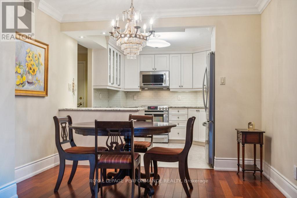 #405 160 GEORGE STREET - 13