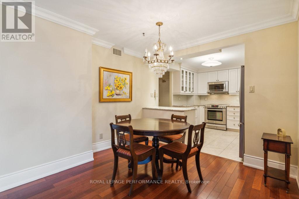 #405 160 GEORGE STREET - 15