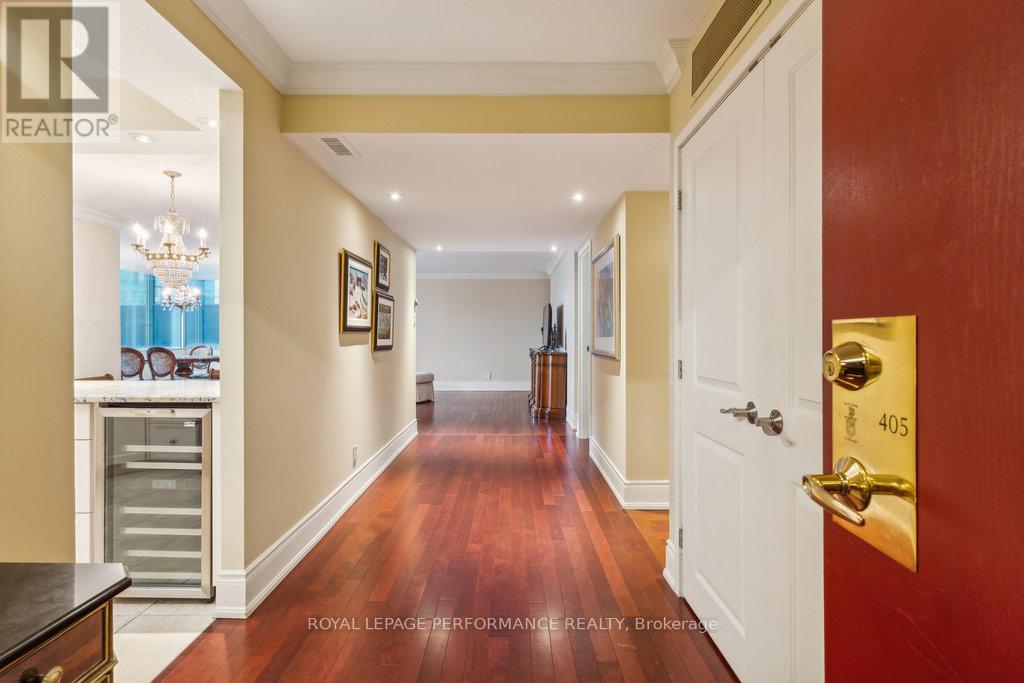#405 160 GEORGE STREET - 3