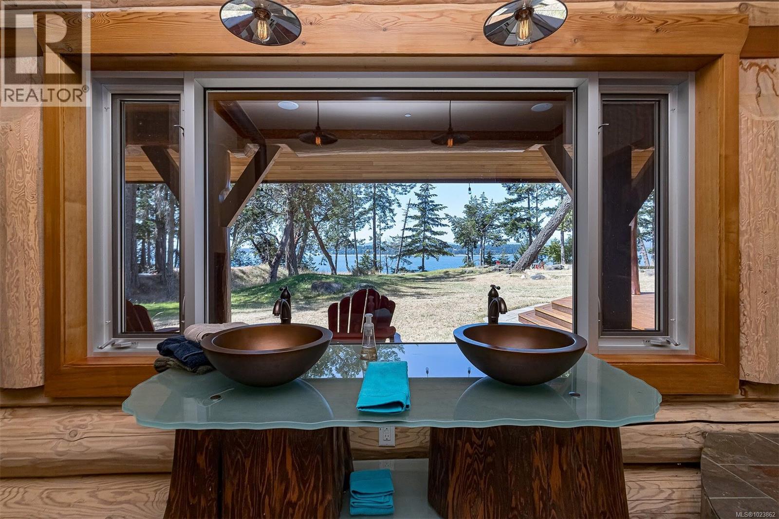 141 MAPLELEAF LANE - 37