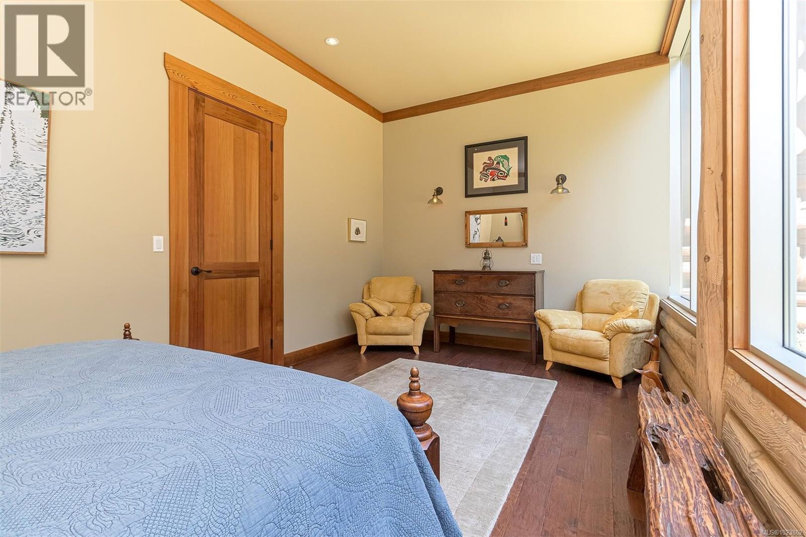 141 MAPLELEAF LANE - 52