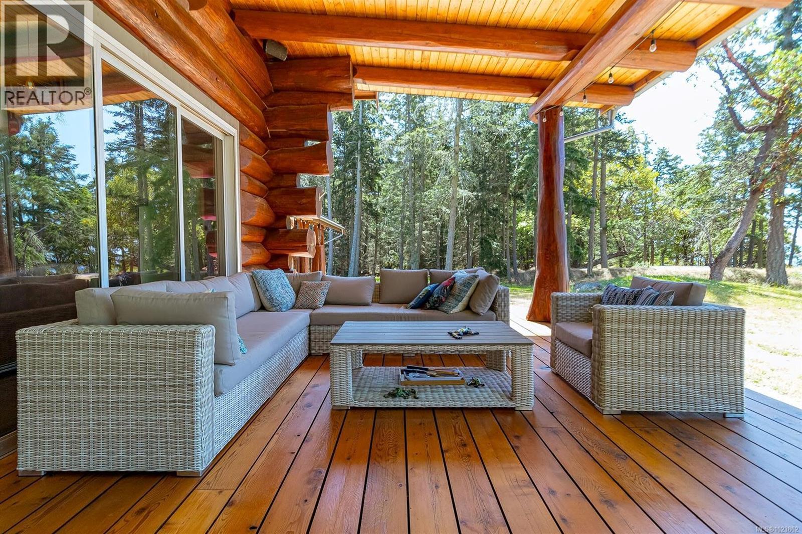 141 MAPLELEAF LANE - 64