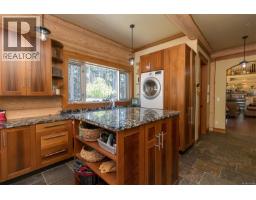 141 Mapleleaf Lane, Sidney Island, BC V0N2G0 Photo 57