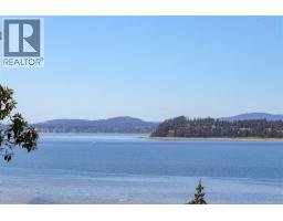 141 Mapleleaf Lane, Sidney Island, BC V0N2G0 Photo 74