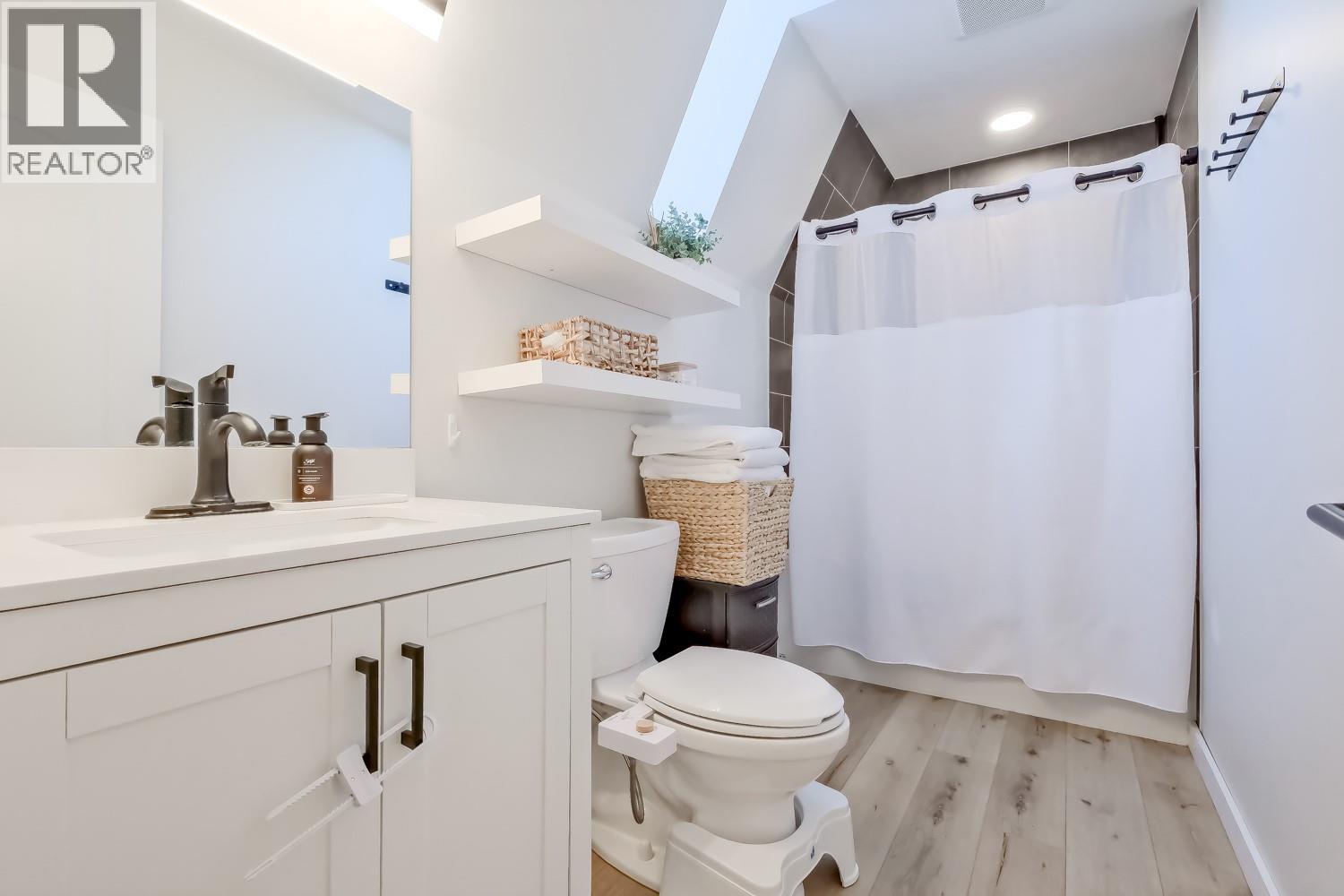  2241 Rojem Road, Kelowna