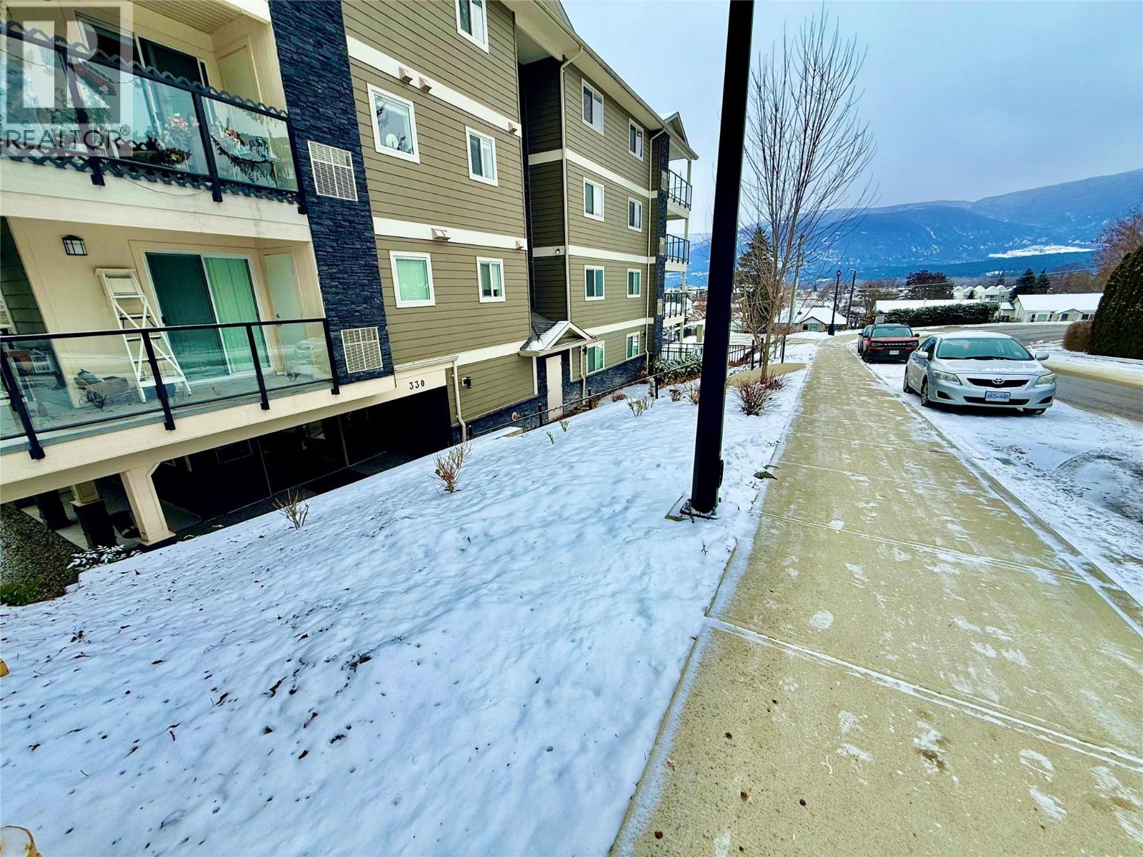 403 330 4 Avenue Southeast, Salmon Arm