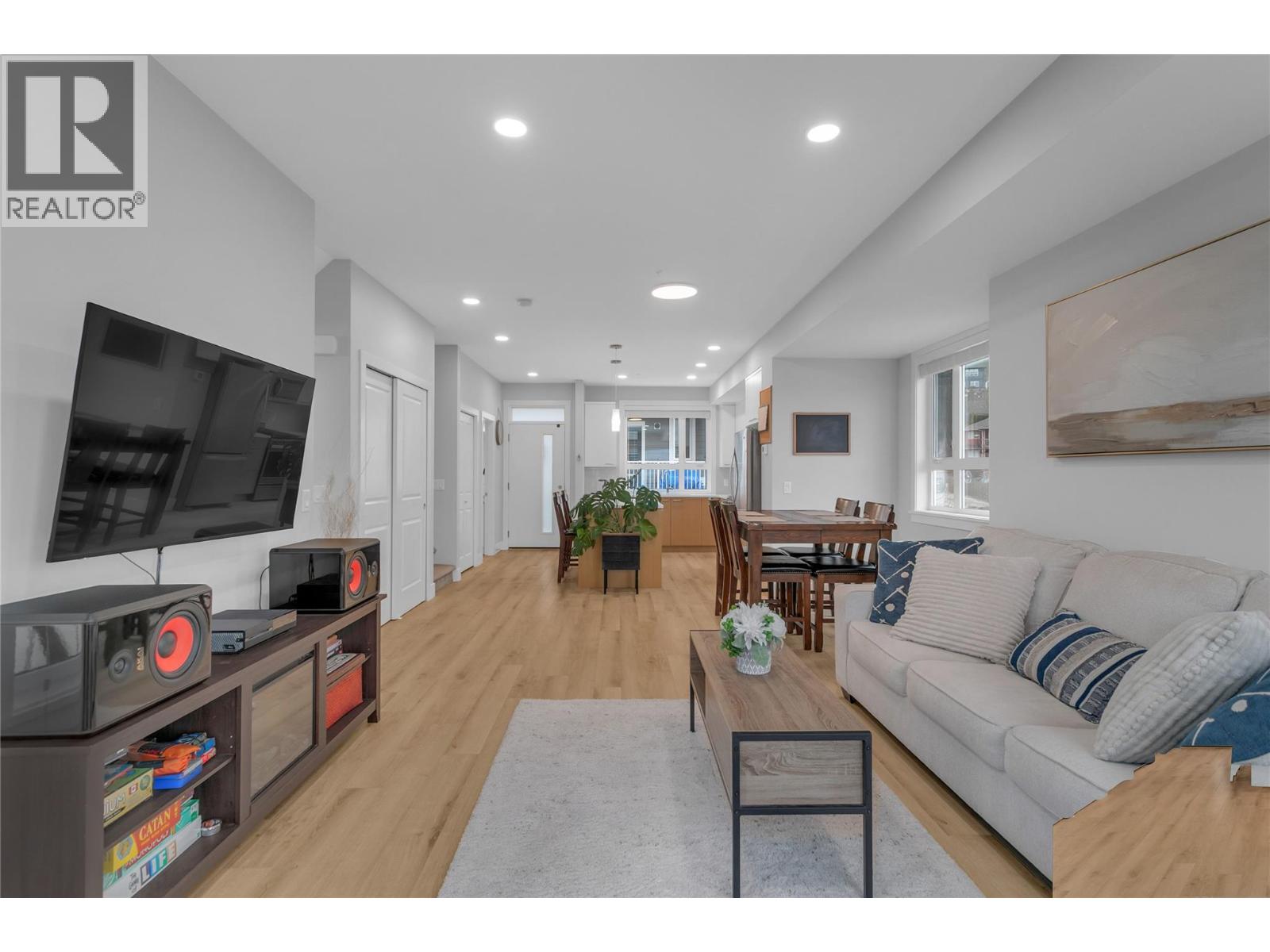 11 13098 Shoreline Way, Lake Country