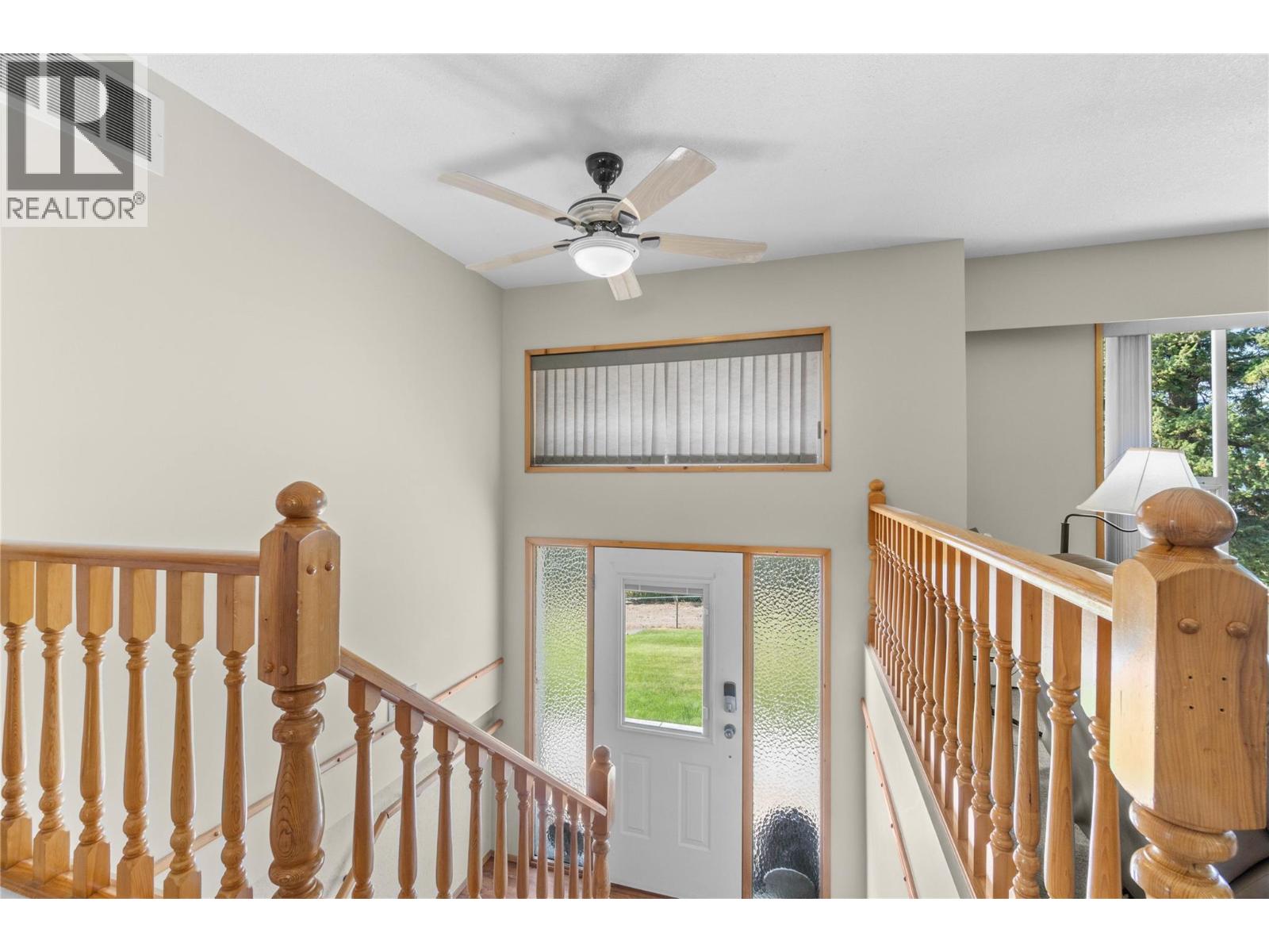  1541 20 Avenue Northeast, Salmon Arm