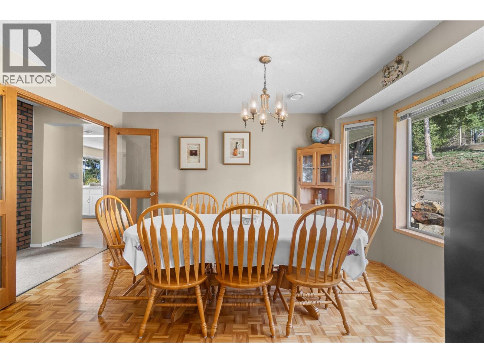  1541 20 Avenue Northeast, Salmon Arm