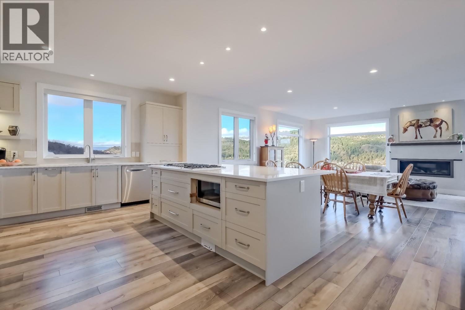  2241 Rojem Road, Kelowna