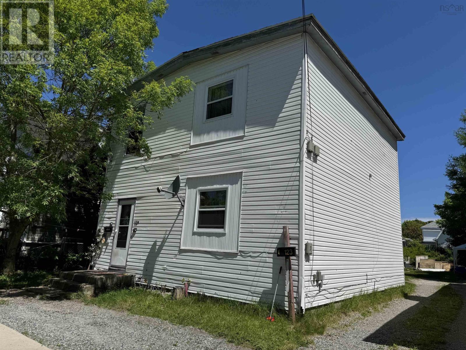 123 Caledonia Street