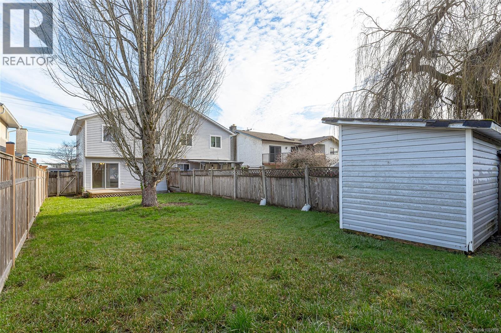 6178 Somenos Rd, Duncan