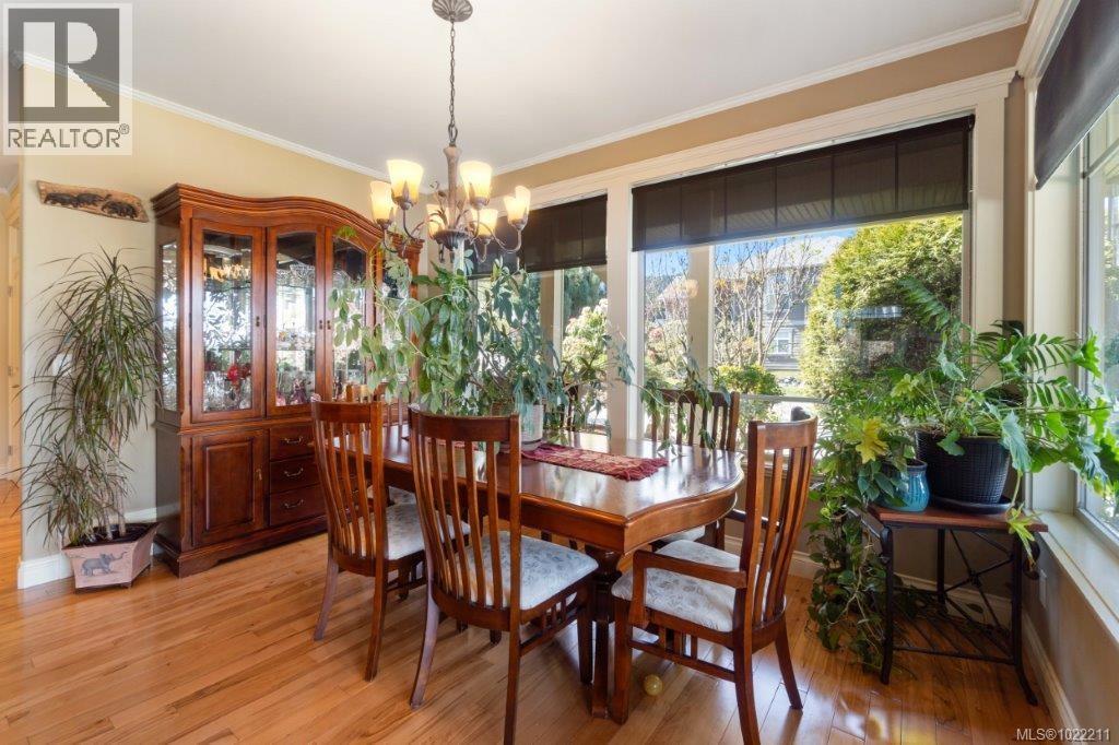 602 Steele Pl, Ladysmith