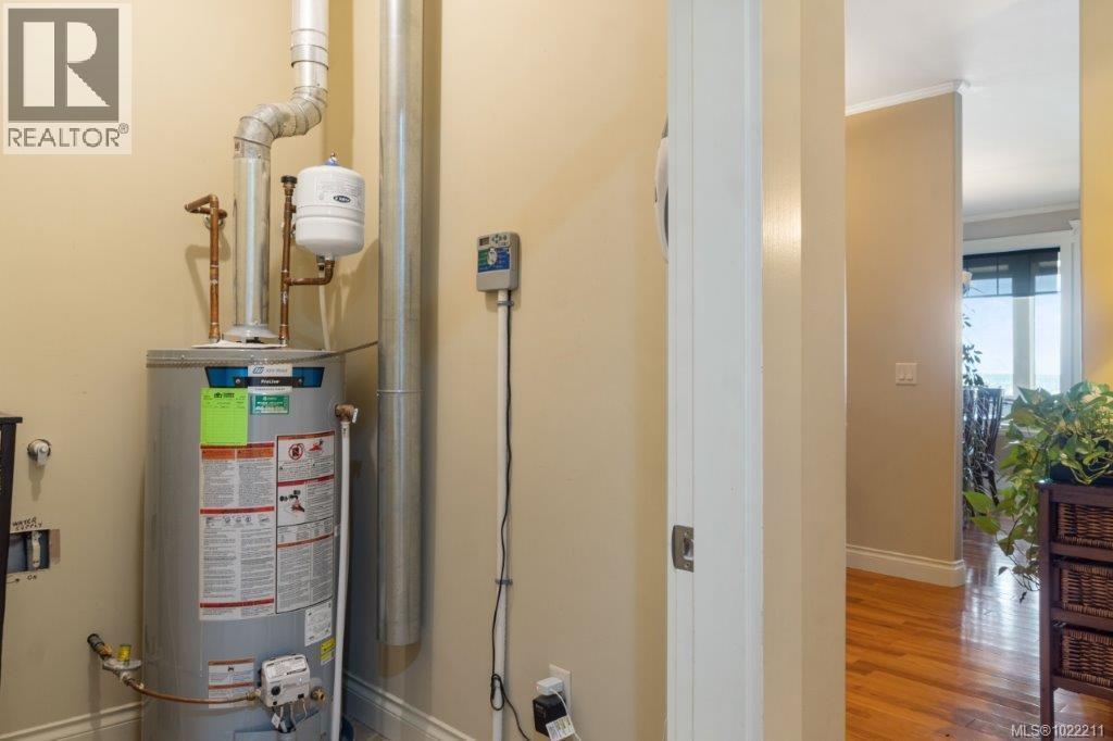 602 Steele Pl, Ladysmith