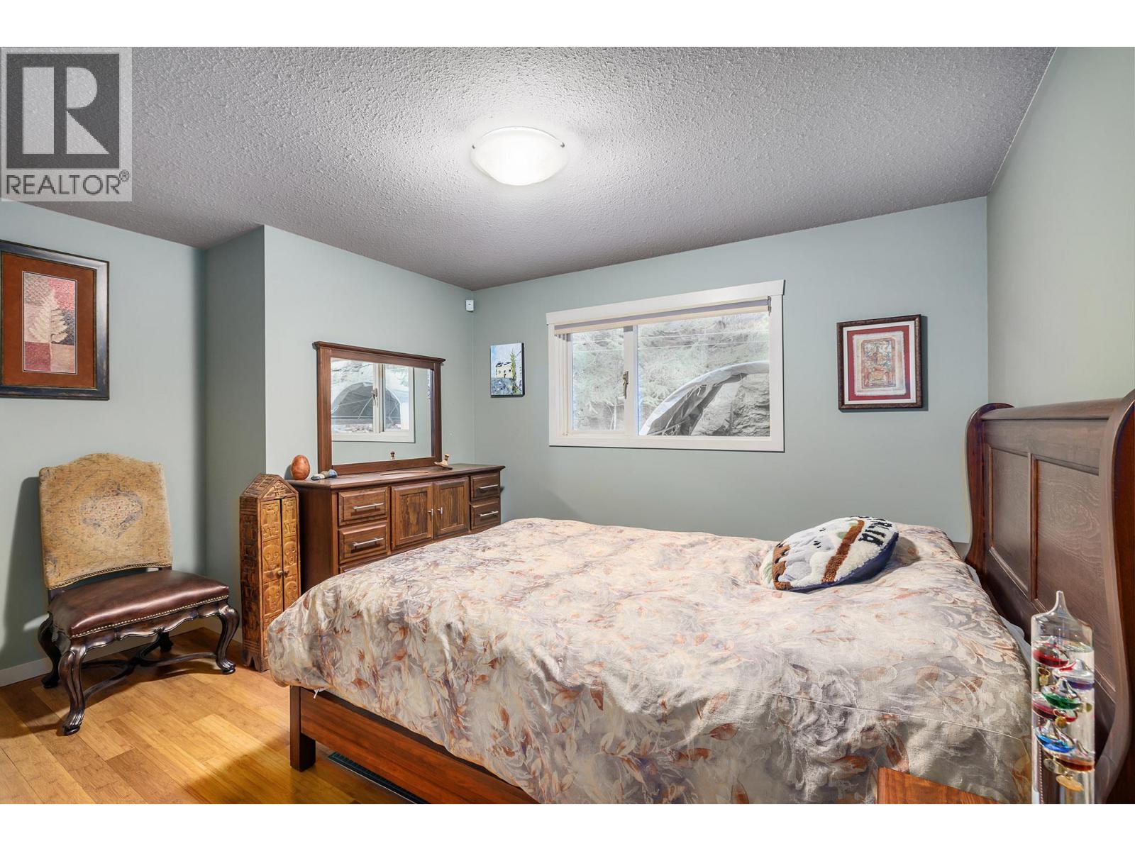  5715 Lakeshore Road, Kelowna