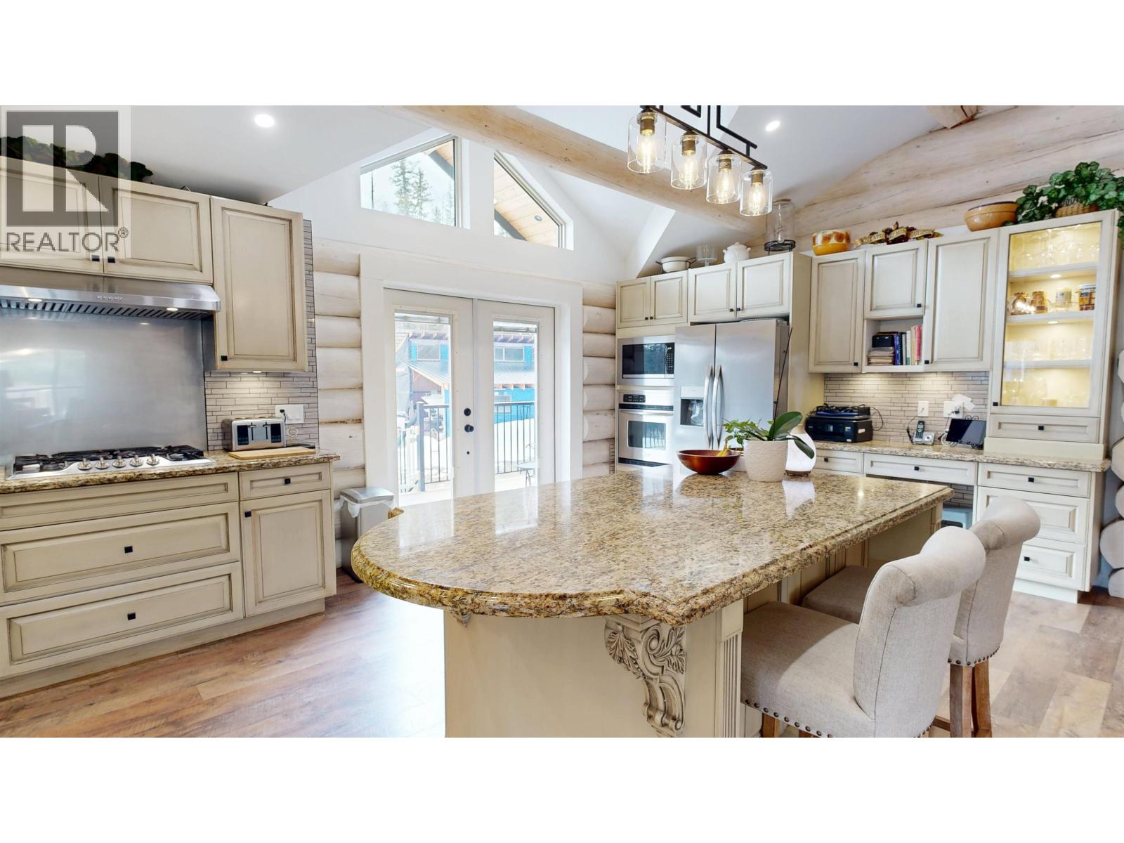 2199 EAGLE CREEK ROAD, Canim Lake