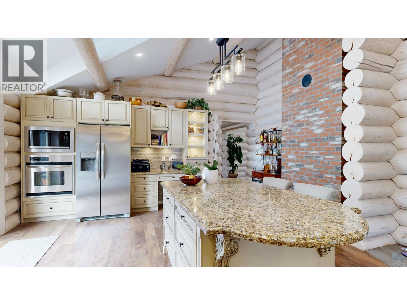 2199 EAGLE CREEK ROAD, Canim Lake