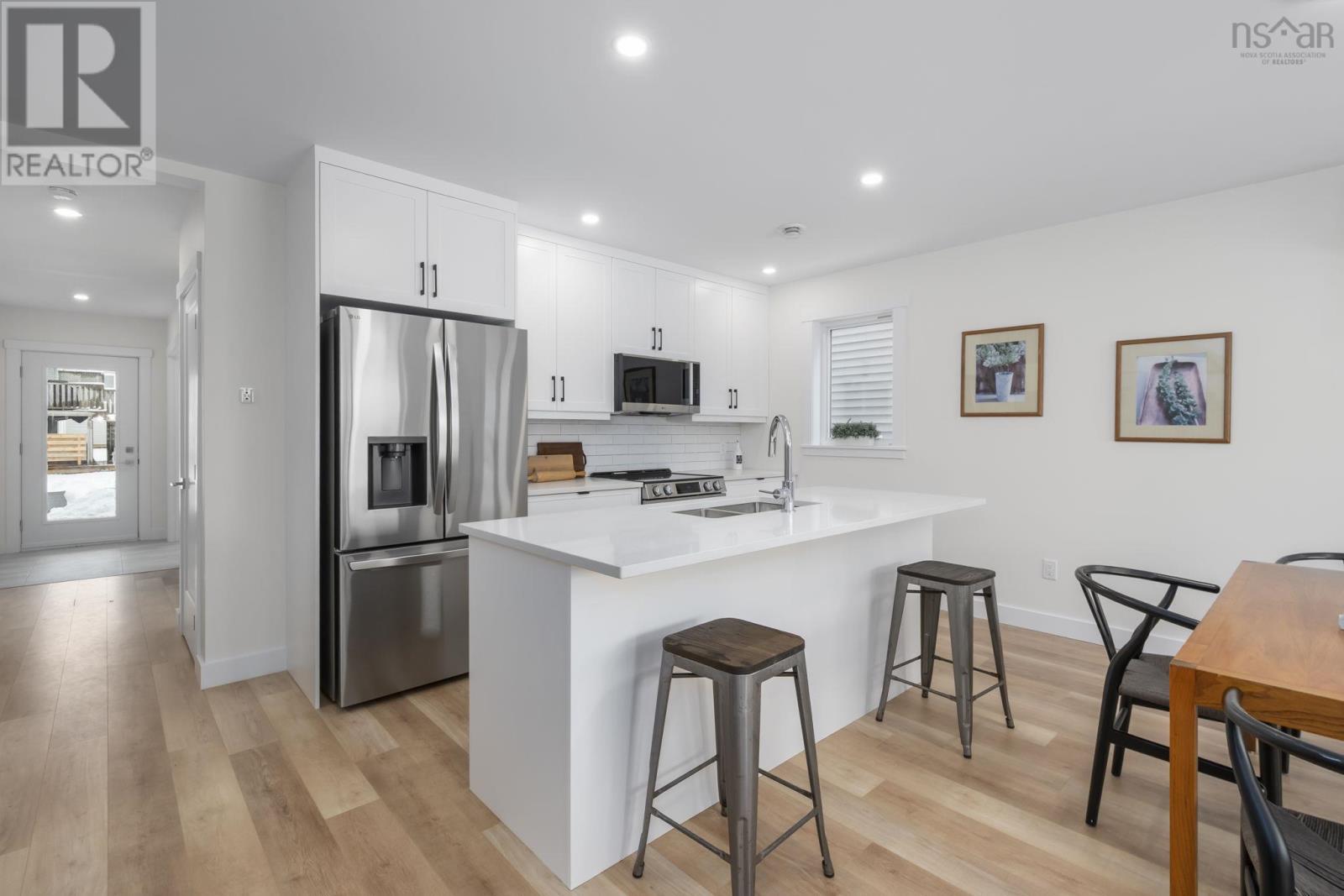 Property 11 of 42 of 212 Sailors Trail