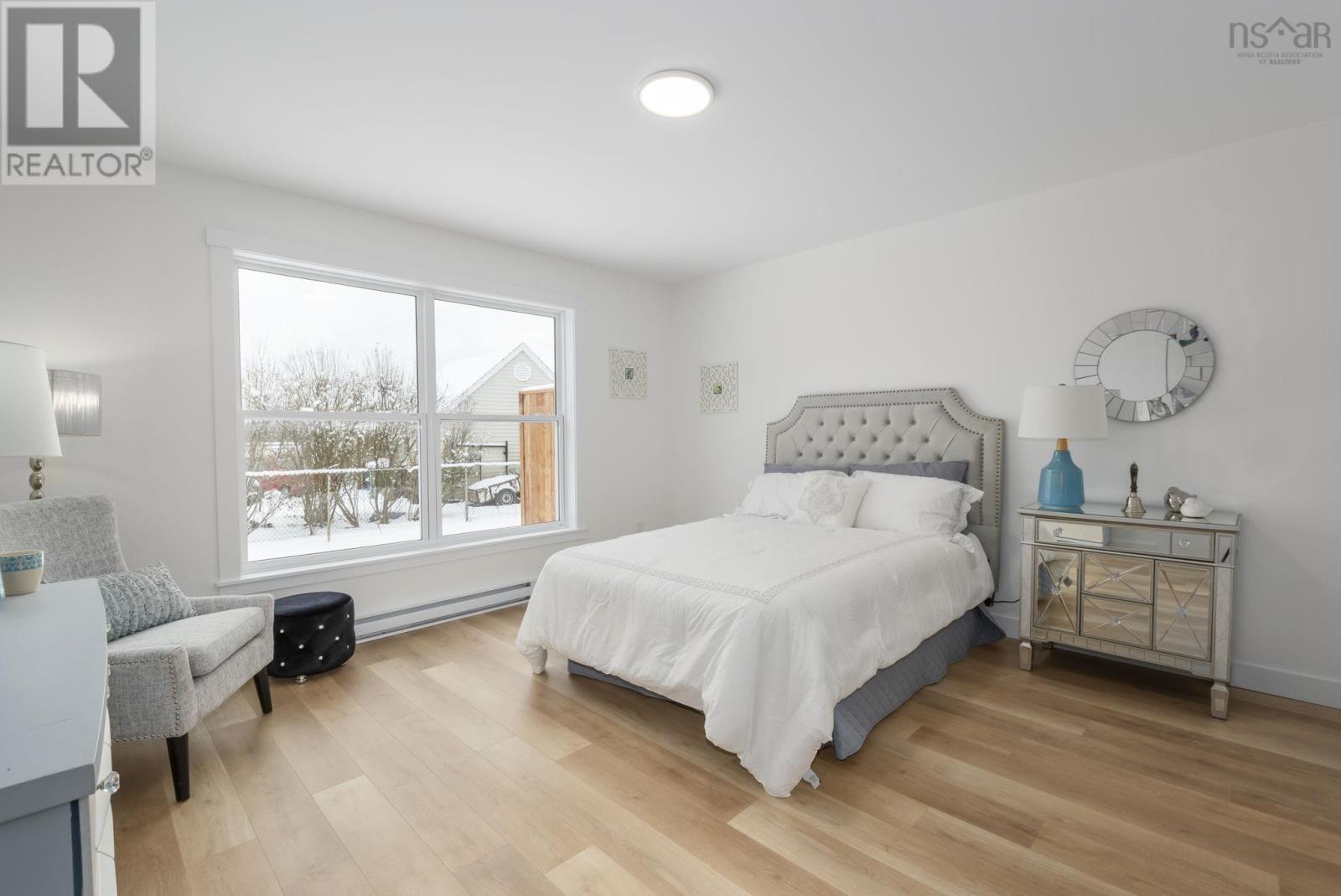 Property 25 of 42 of 212 Sailors Trail