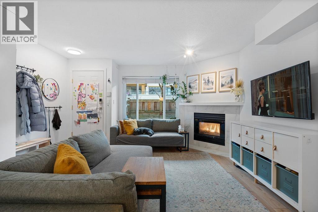 110 3978 ALBERT STREET, Burnaby