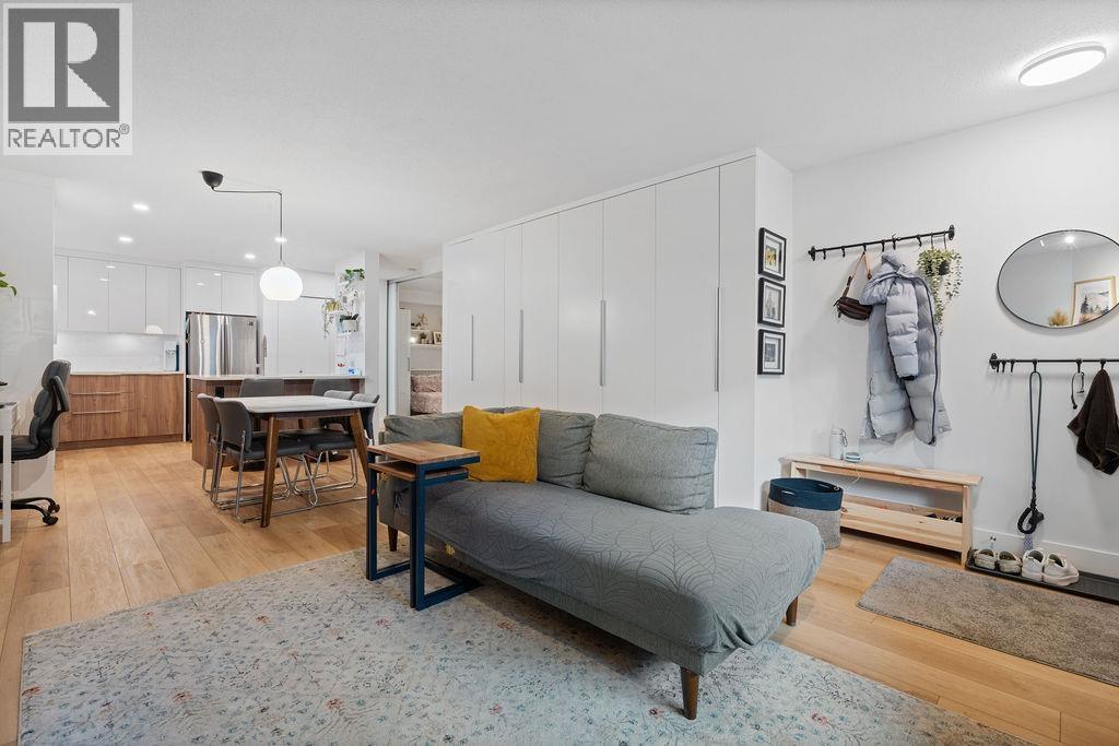 110 3978 ALBERT STREET, Burnaby