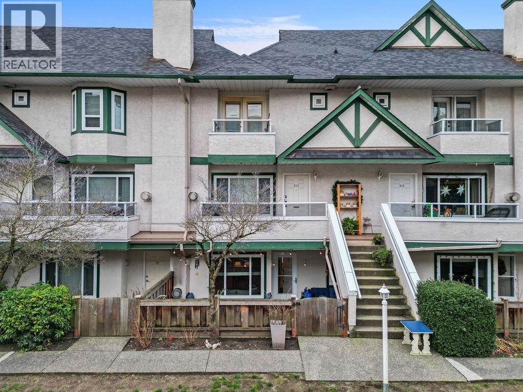 110 3978 ALBERT STREET, Burnaby